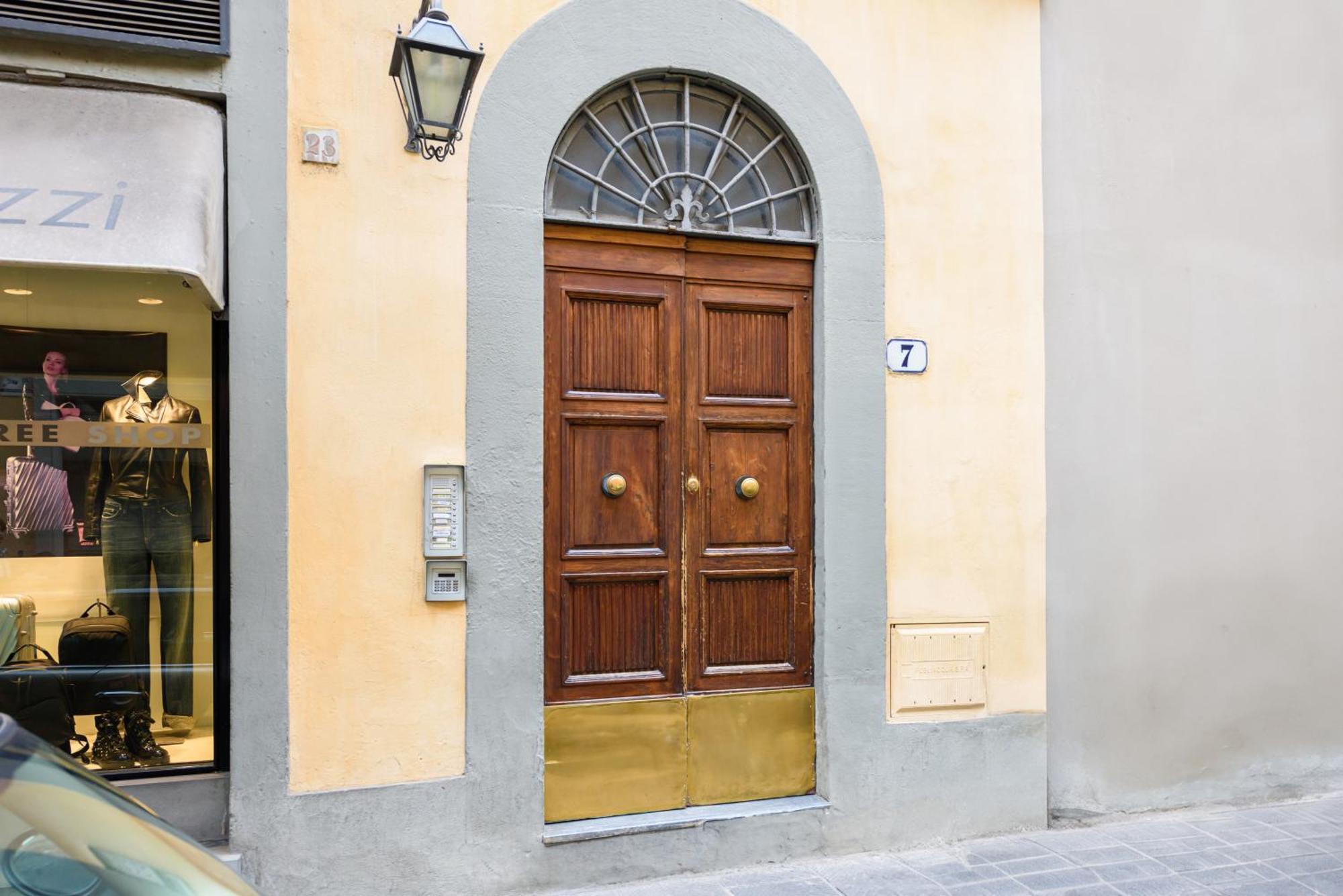 Il Nido Di Santa Croce By Mmega Apartment Florence Exterior photo
